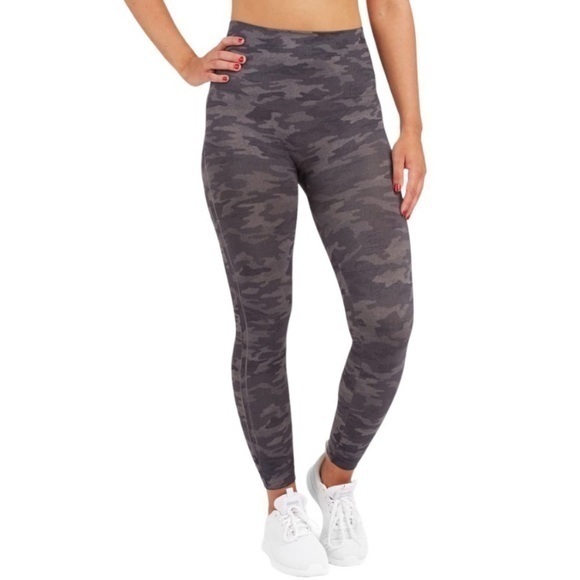 SPANX Pants - SPANX Look At Me Now Leggings Gray Black Camo sz Medium